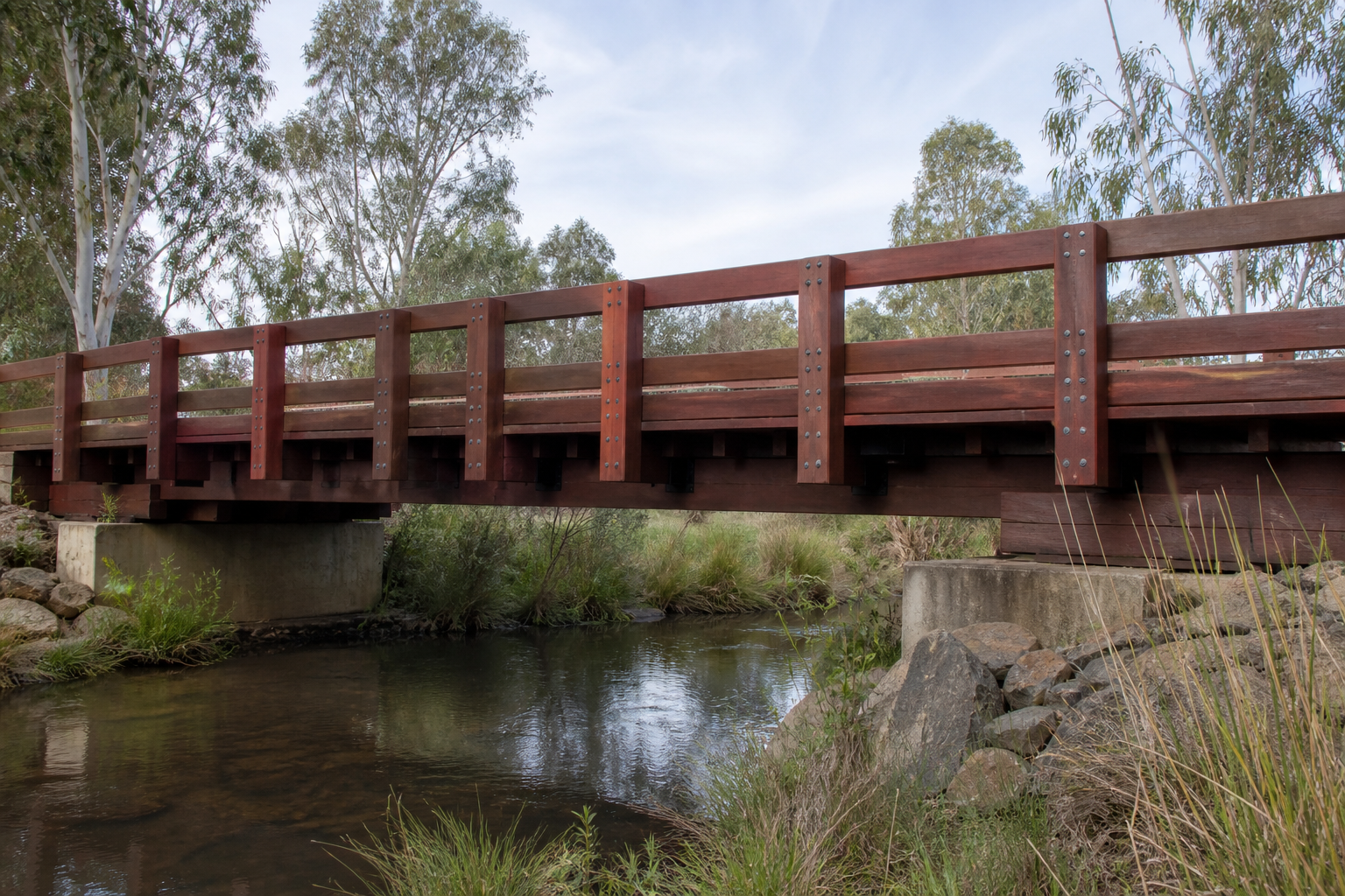 Heavy bridge decking and beams made from Narrow-Leaved Ironbark timber